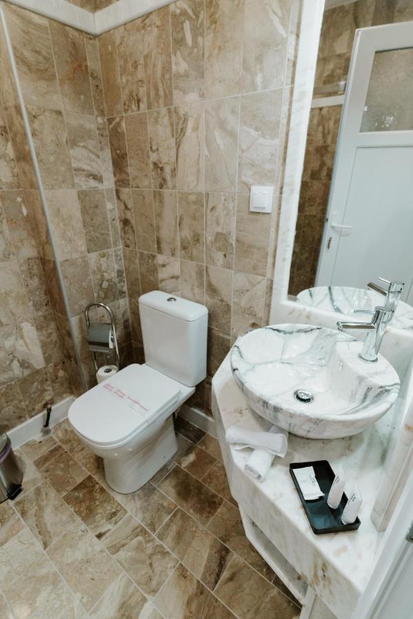 Blue And White Luxury Suites Nea Kallikrateia Εξωτερικό φωτογραφία
